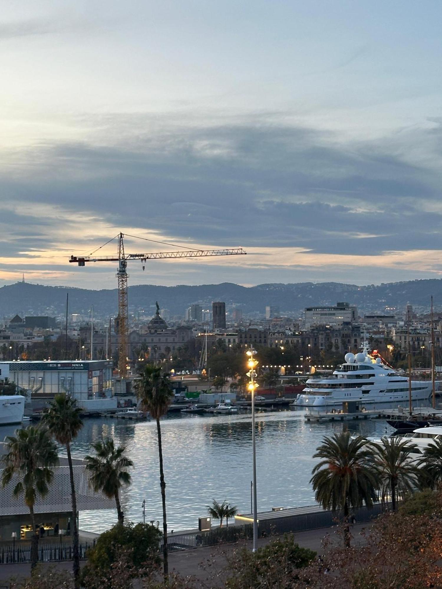 Sea View Apartments Barcelone Extérieur photo